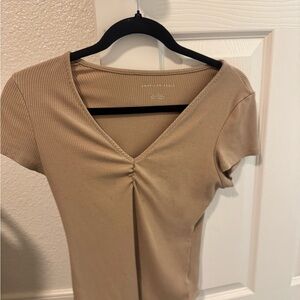 American Eagle Outfitters Beige V-Neck Tee